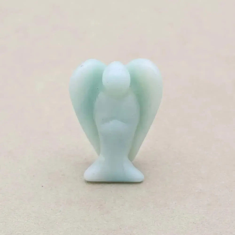 Ange en pierre, posture de méditation