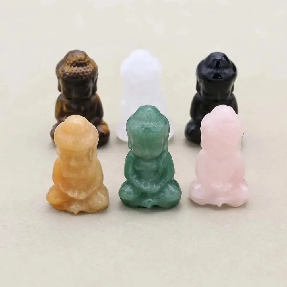 Bouddha Tathagata en aventurine jaune, vue latérale