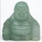 Bouddha rieur en cristal clair, reflet lumineux, fond neutre
