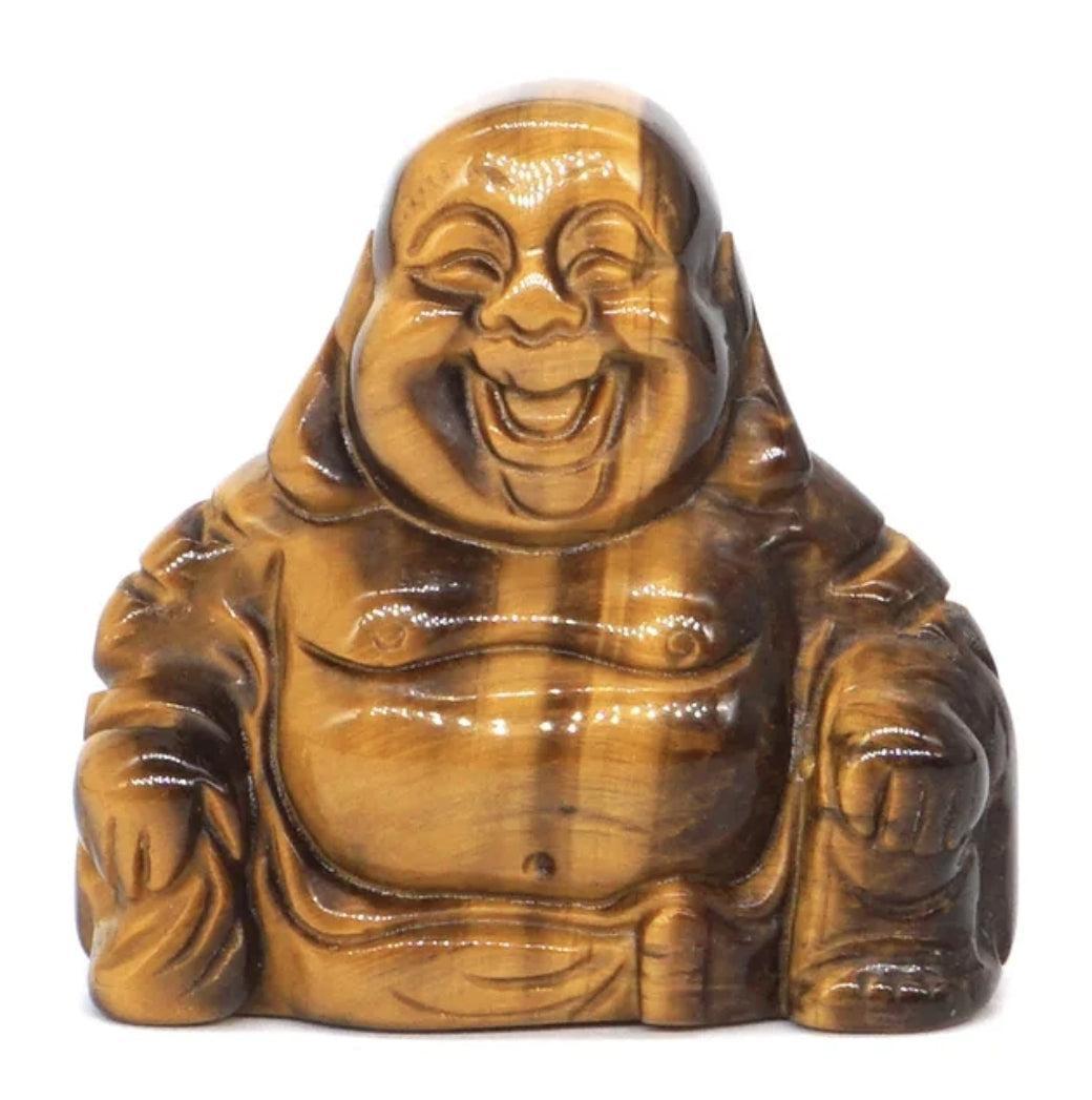 Statuette Bouddha rieur en aventurine verte sur fond blanc