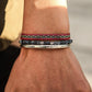 Bracelets tibétains en empilement, détails des matériaux