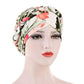 Turban chimio blanc avec motifs floraux élégants