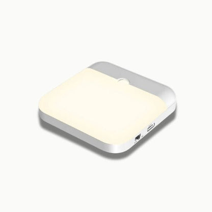 Veilleuse LED diffusant une lumière chaude et apaisante