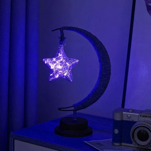 Détail des filaments lumineux à l'intérieur de l'étoile