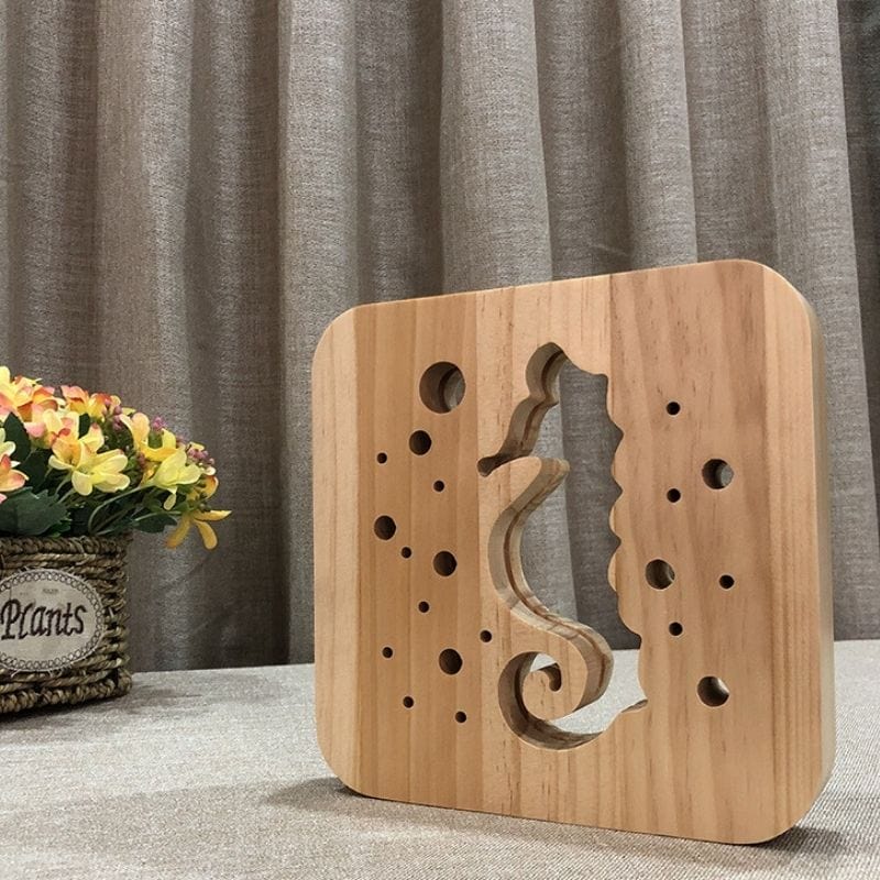 Veilleuse hippocampe en bois avec lumière LED douce