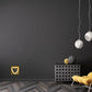 Veilleuse LED en forme de cœur sur fond blanc