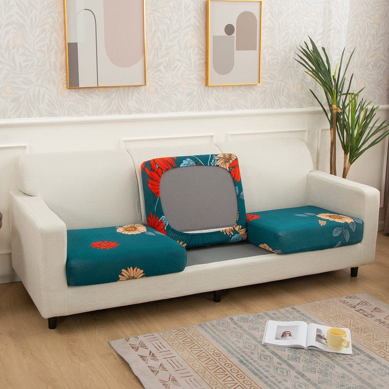 Housse de coussin verte à motifs floraux vue de face