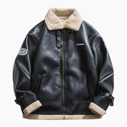 Détail du col mouton synthétique réglable sur veste noire